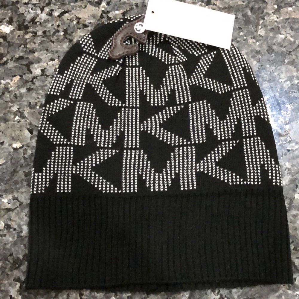 NWT Michael Kors Beanie