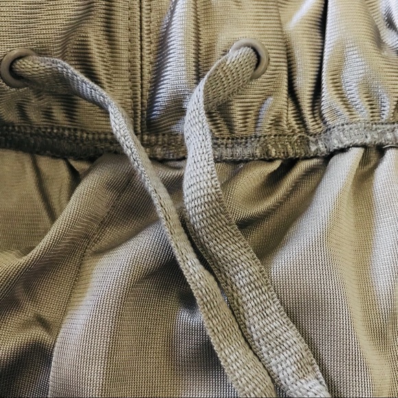 "Don't Hate the Player, Hate the Game" Shorts - Picture 6 of 8