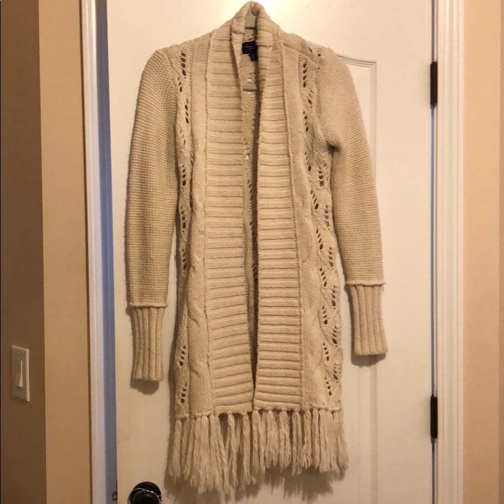 American Eagle Sweater