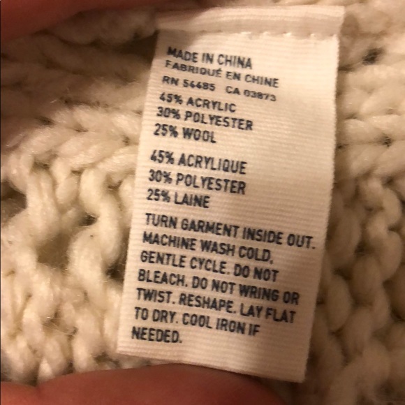 American Eagle Sweater - Picture 3 of 3
