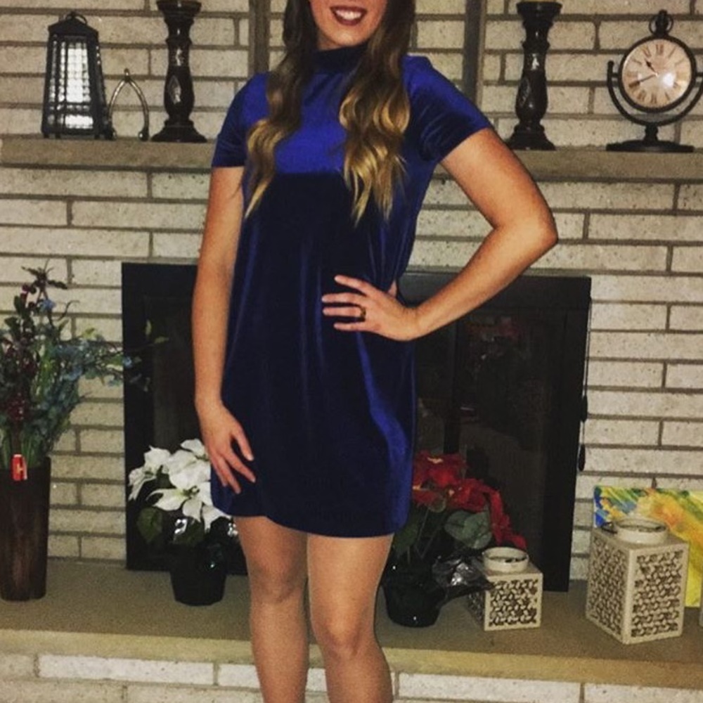 Design Lab Blue velvet dress 💙