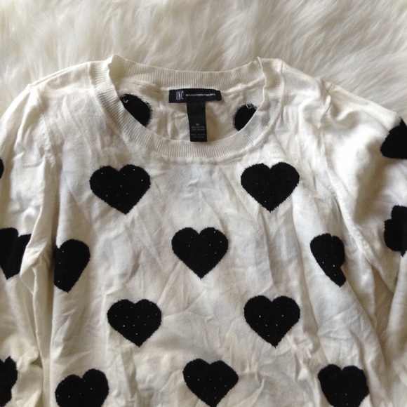 INC Sweater with Hearts Medium - Picture 5 of 8