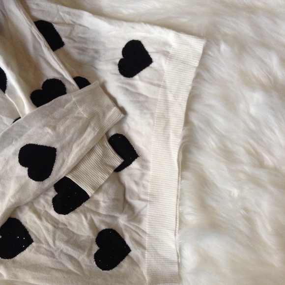 INC Sweater with Hearts Medium - Picture 7 of 8