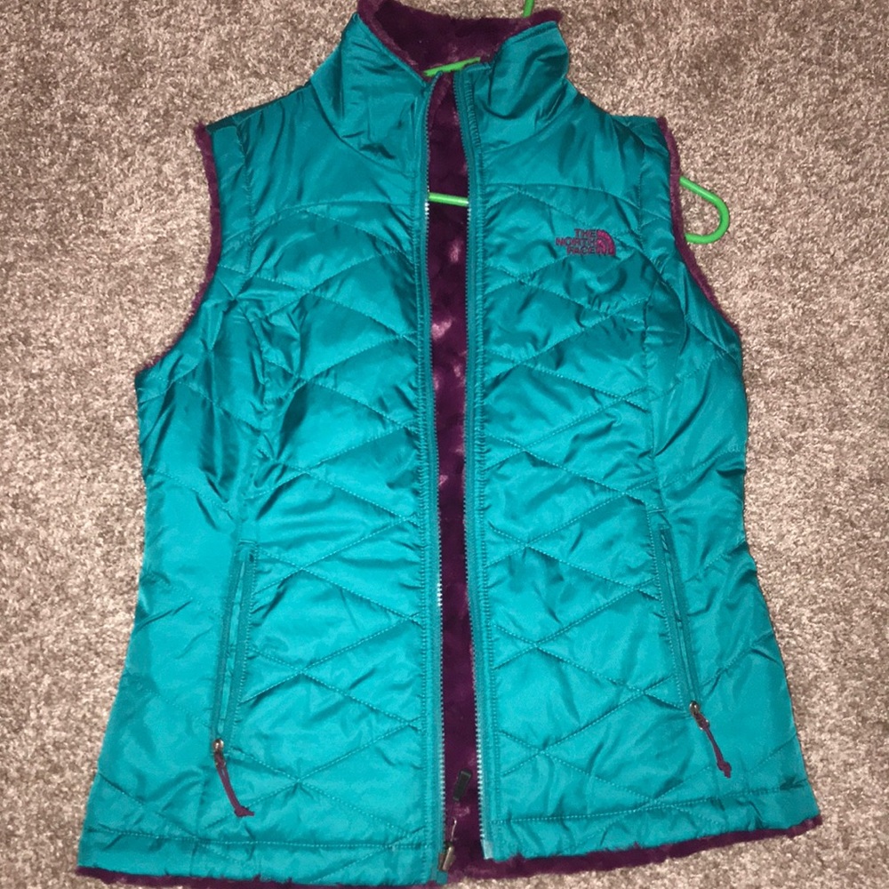 North face vest