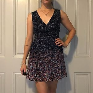 Pretty dress. On a tag says size s/m