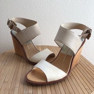 Dolce Vita Light Cream & Beige Wedge Heels (sz 8)