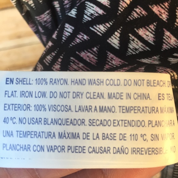 NWOT M romper - Picture 4 of 4