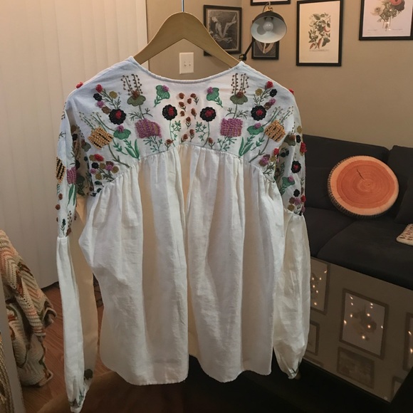 Long sleeve embroidered blouse - Picture 4 of 6