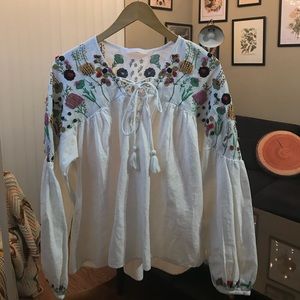 Long sleeve embroidered blouse