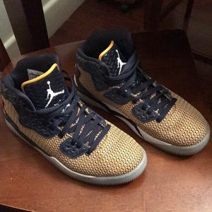 Jordan Air Spike 40’s