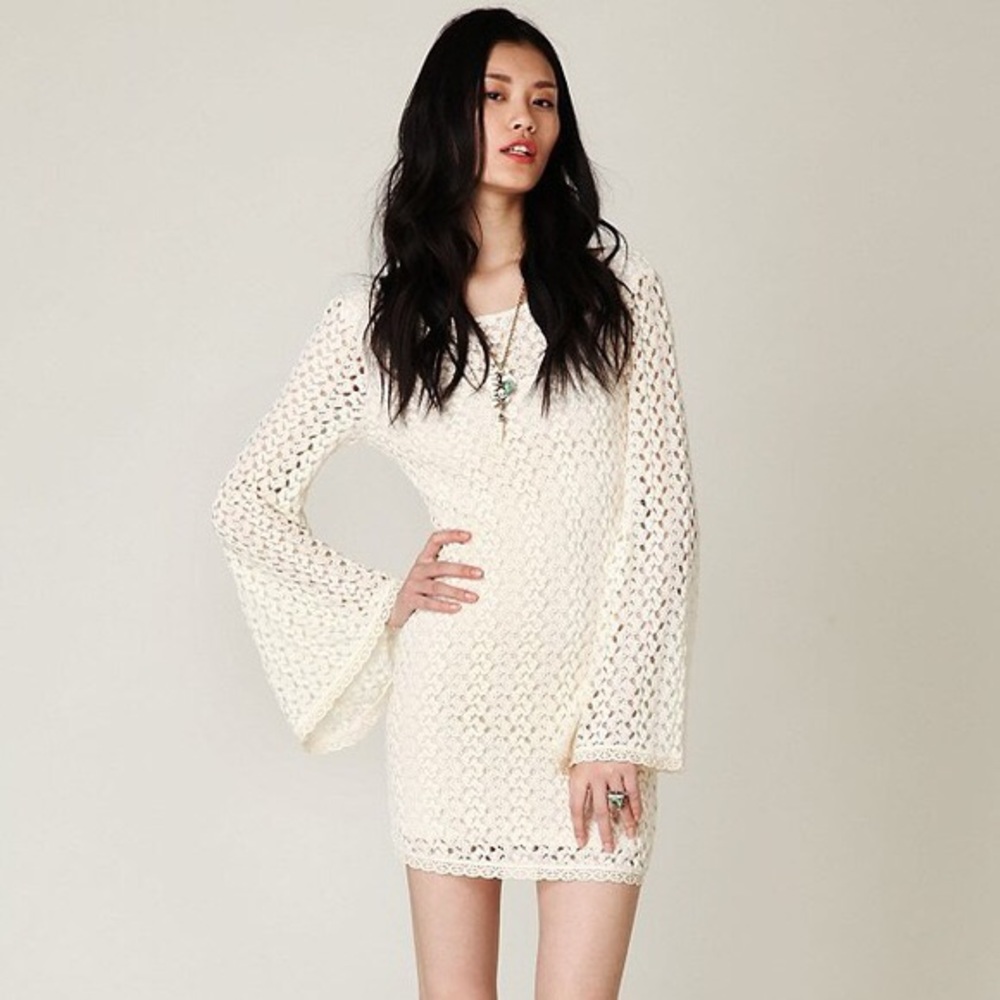 Free People || Crochet Bell Sleeve Dress