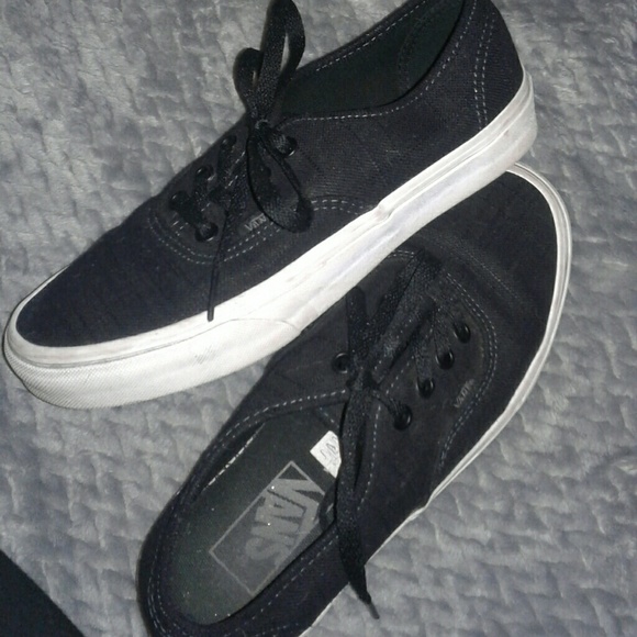 Vans shoes - Picture 3 of 3