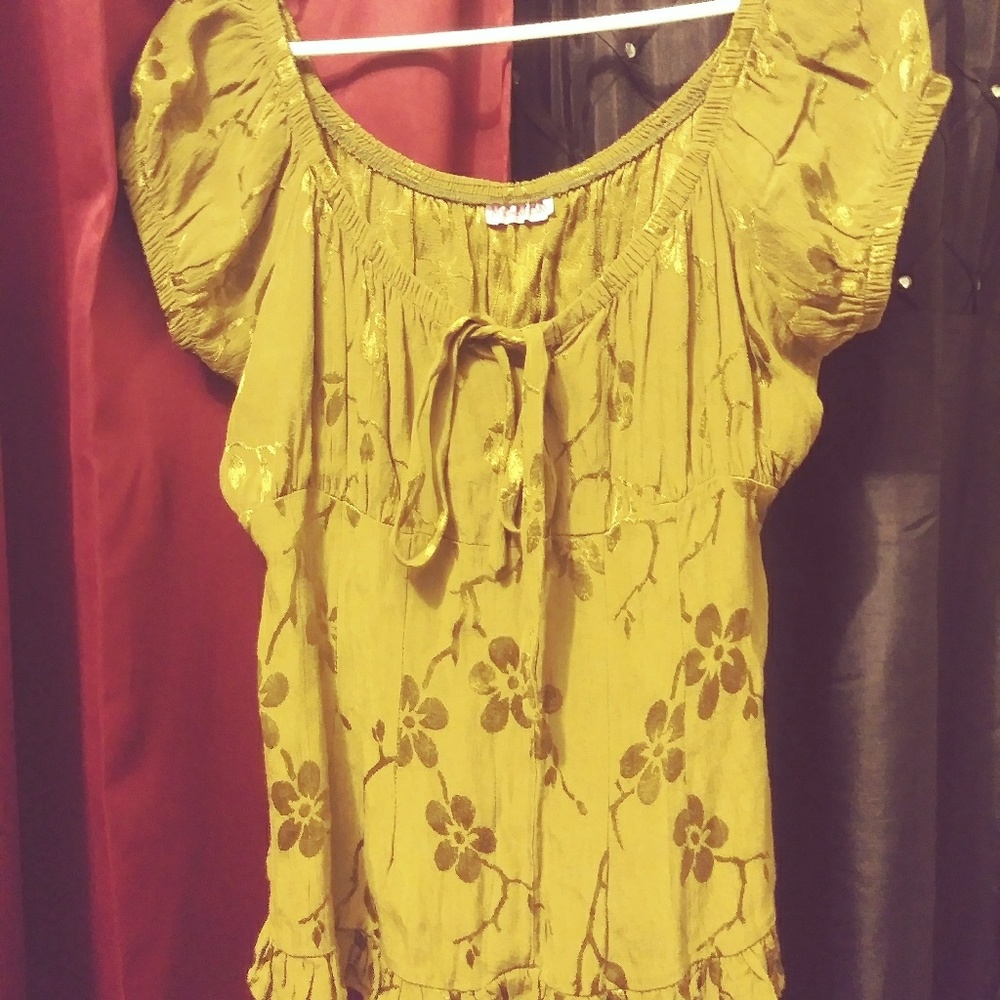 Marrika Nakk Embroidered Top