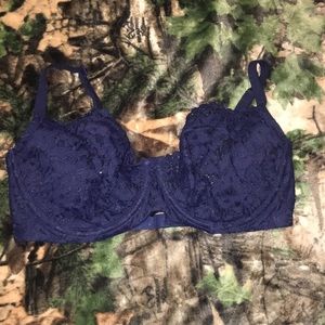 Victoria’s Secret blue lace bra size 36DD