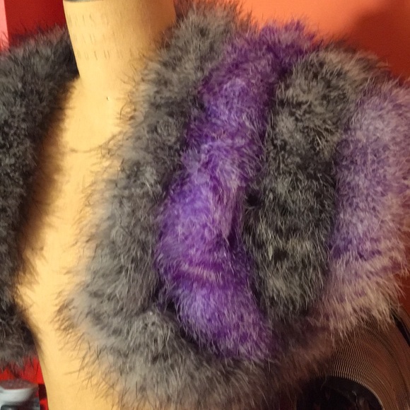 Anna Sui 100% Marabou shrug SOLD - Picture 5 of 8