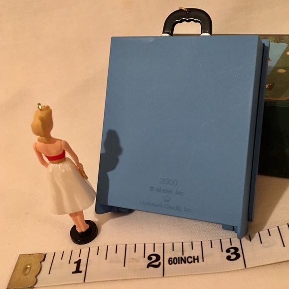 Silken Flame Barbie Ornament & Travel Case - Picture 6 of 7