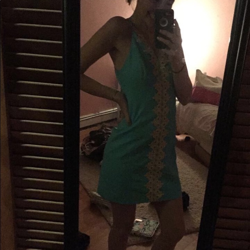 Lilly pulitzer shift dress worn once!