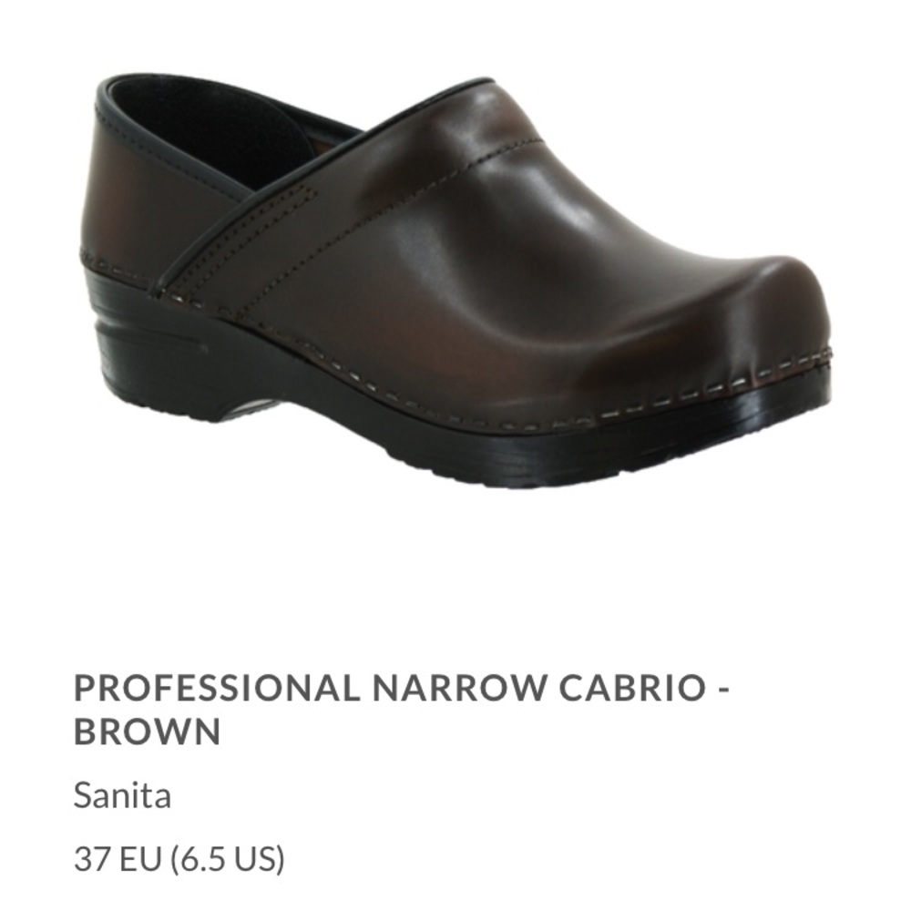 Sanita professional brown clogs NIB!