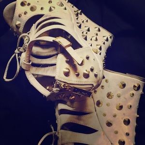 Shiekh rhinestone lace-up wedges size 6