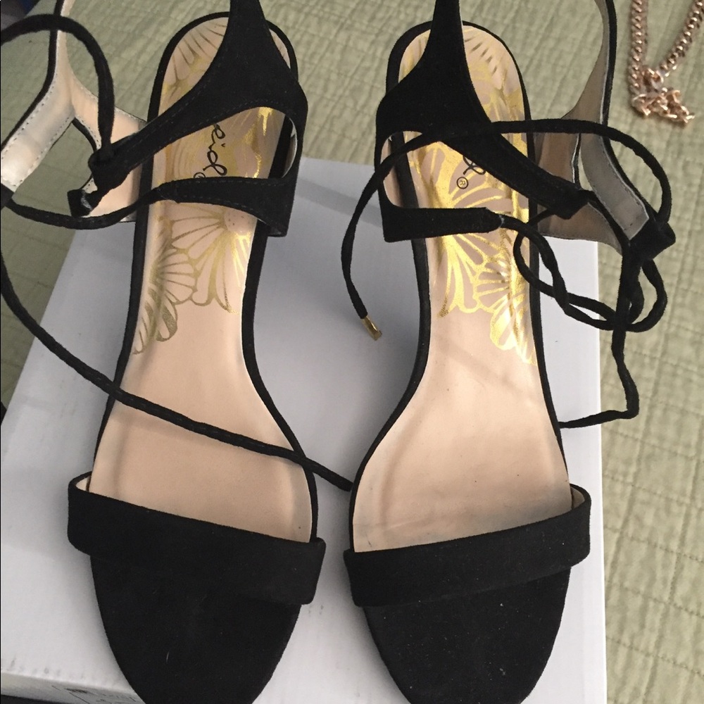 Sandal