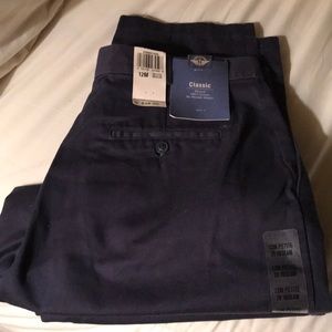 Dockers pleated no wrinkle navy khakis