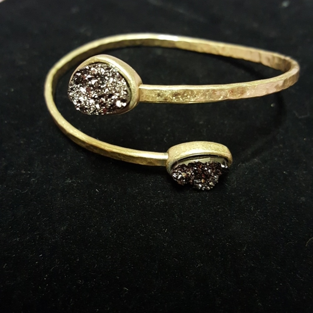 Gold bracelet