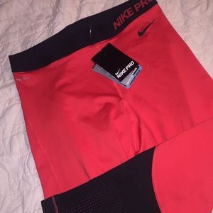 NEW NIKE PRO LEGGINGS ❤