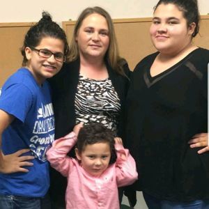 Meet your Posher, Crystal