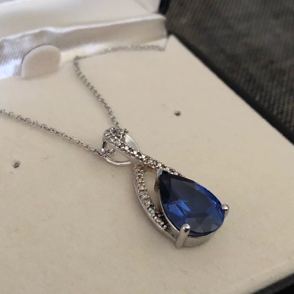 NIB! Sapphire Necklace/pendant Fred Meyer Jewelers - Picture 3 of 4