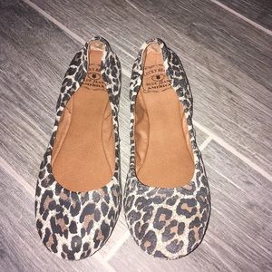 Leopard print flats