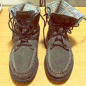 Hi-top Sperry Top-Sider