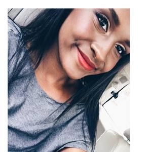 Meet your Posher, Alyson