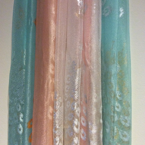 🍒NEW GOLD & WHITE PEACOCK CHIFFON SCARF WRAP COVER - Picture 6 of 7