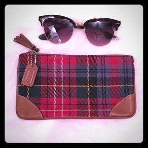 Authentic coach wallet🌿🌿