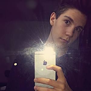 Meet your Posher, Curtis