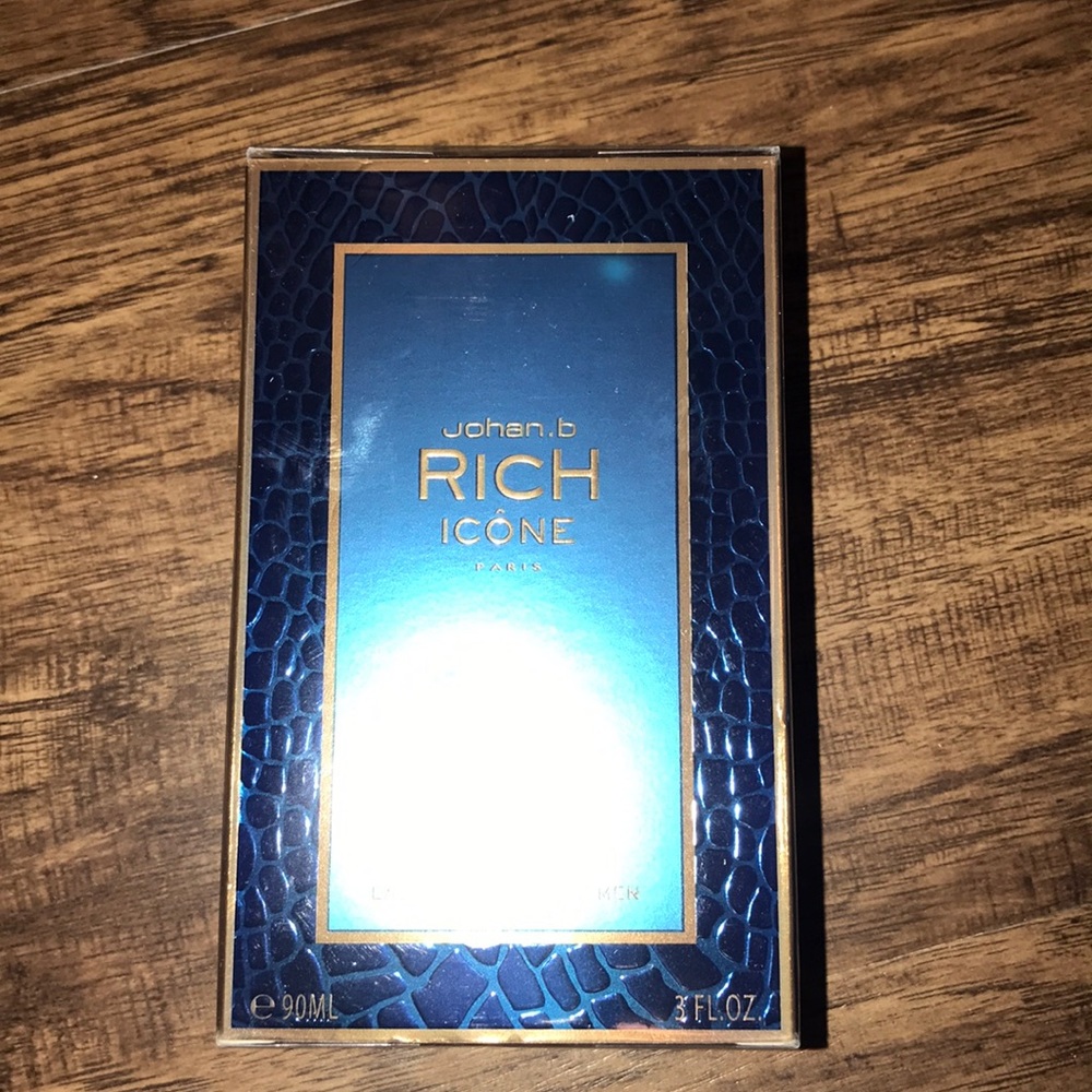 Rich Cologne by Johan B