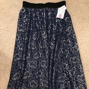 LuLaRoe Medium Lucy