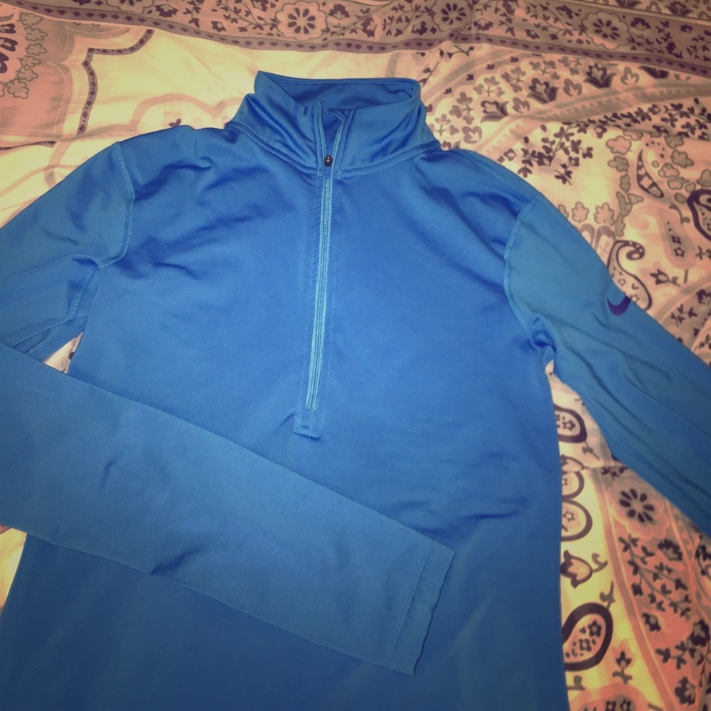 Nike athletic top