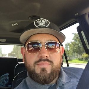 Meet your Posher, Cesar