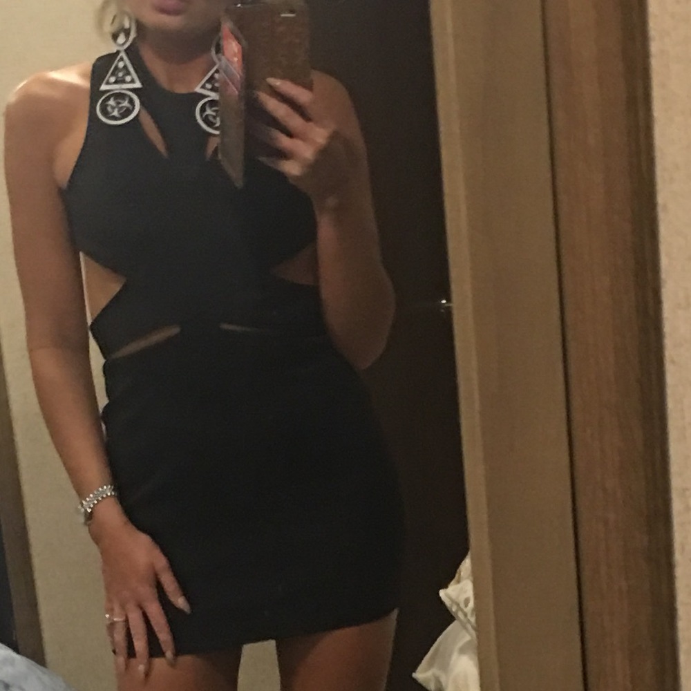 Black cris cross backless   dress