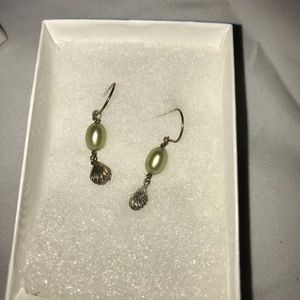 Sets of sterling silver/freshwater pearl earrings!