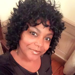 Meet your Posher, Yulanda