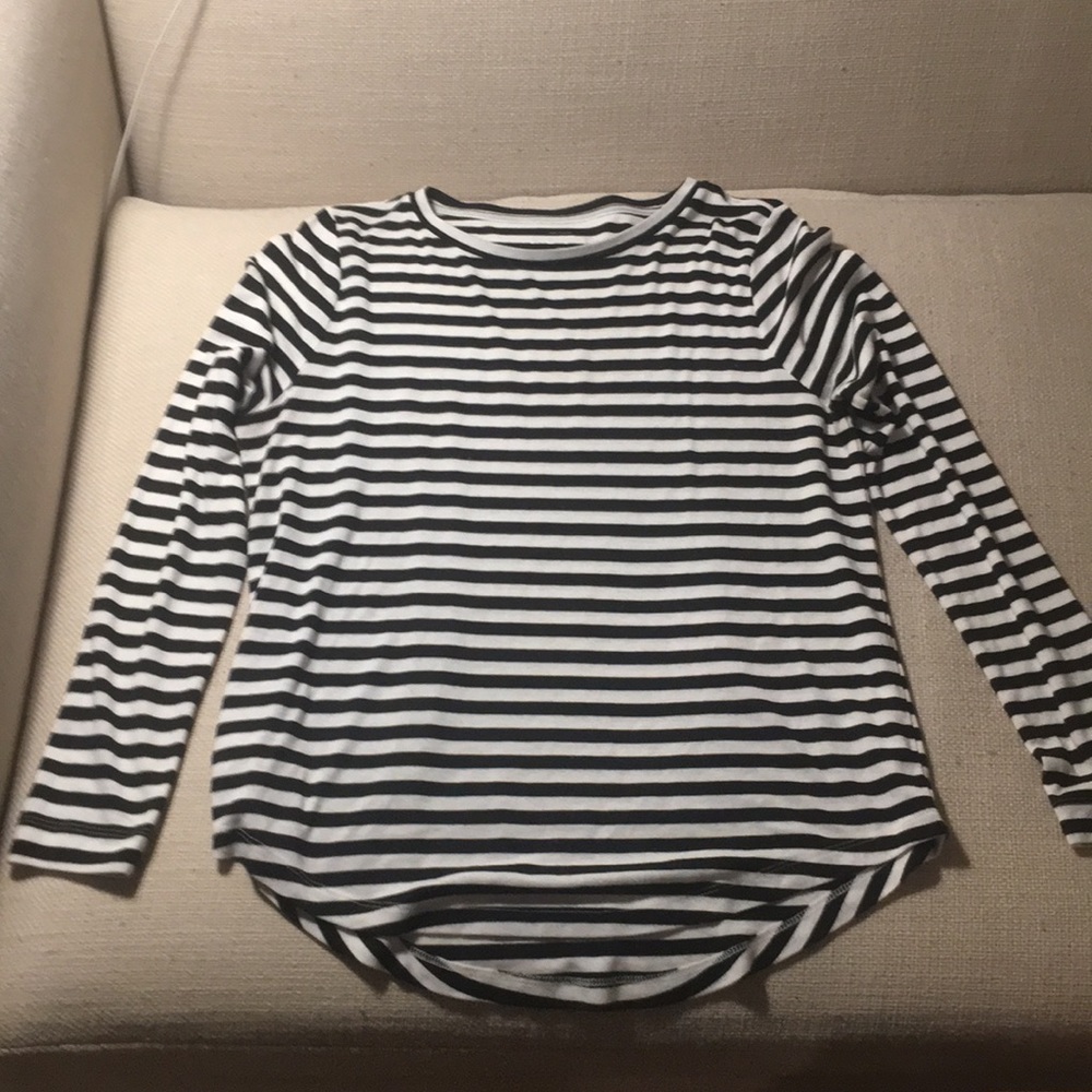 Ann Taylor LOFT black white stripe long sleeve