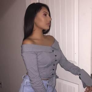 Meet your Posher, Cindy