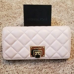 Michael Kors blush leather wallet