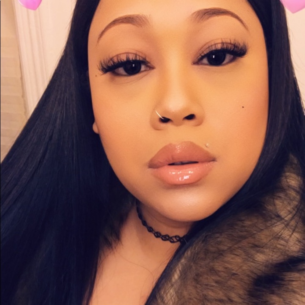Meet your Posher, Daja