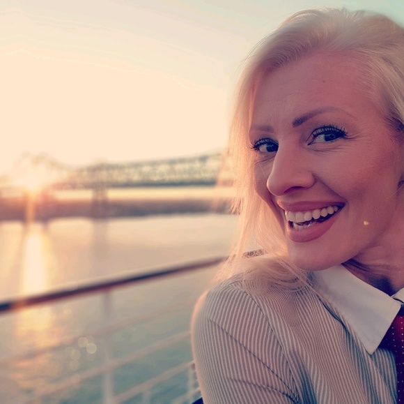 Meet your Posher, Dragana - Picture 1 of 1