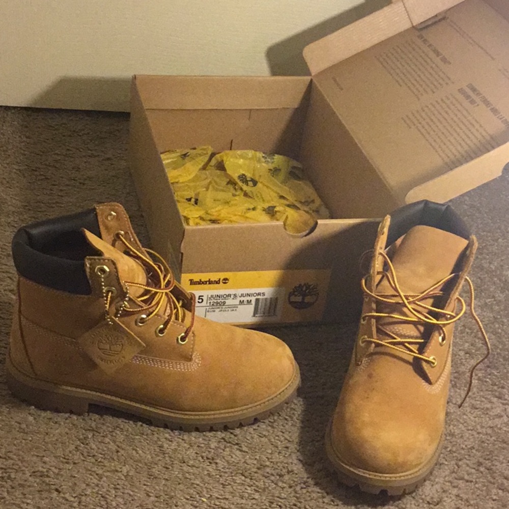 😊SOLD😊Timberlands👞👞