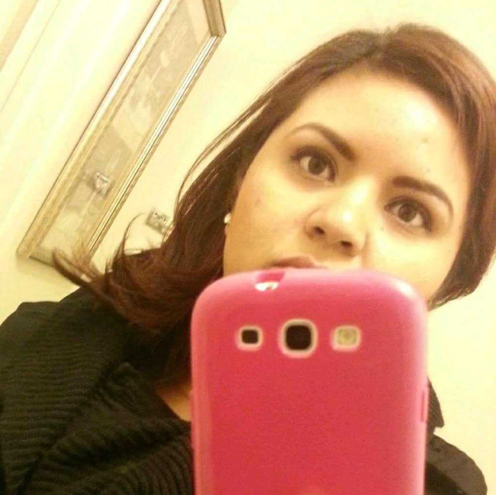 Meet your Posher, Maricela