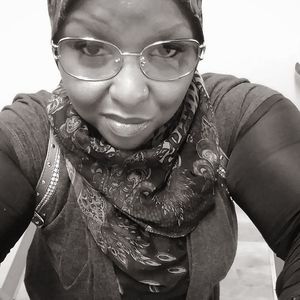 Meet your Posher, Sakia